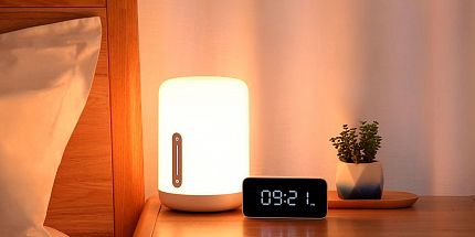 Обзор лампы-ночника Mi Bedside Lamp 2: создавайте световые сочетания