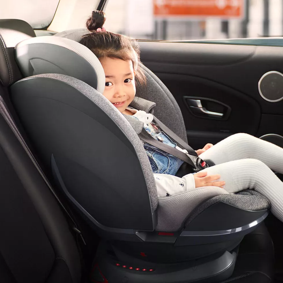 Выбираем детское автокресло Xiaomi: Детское автокресло QBORN Child Safety  Seat ISOFIX и Детское автокресло 70Mai Kids ISOFIX | Mishka-Shop