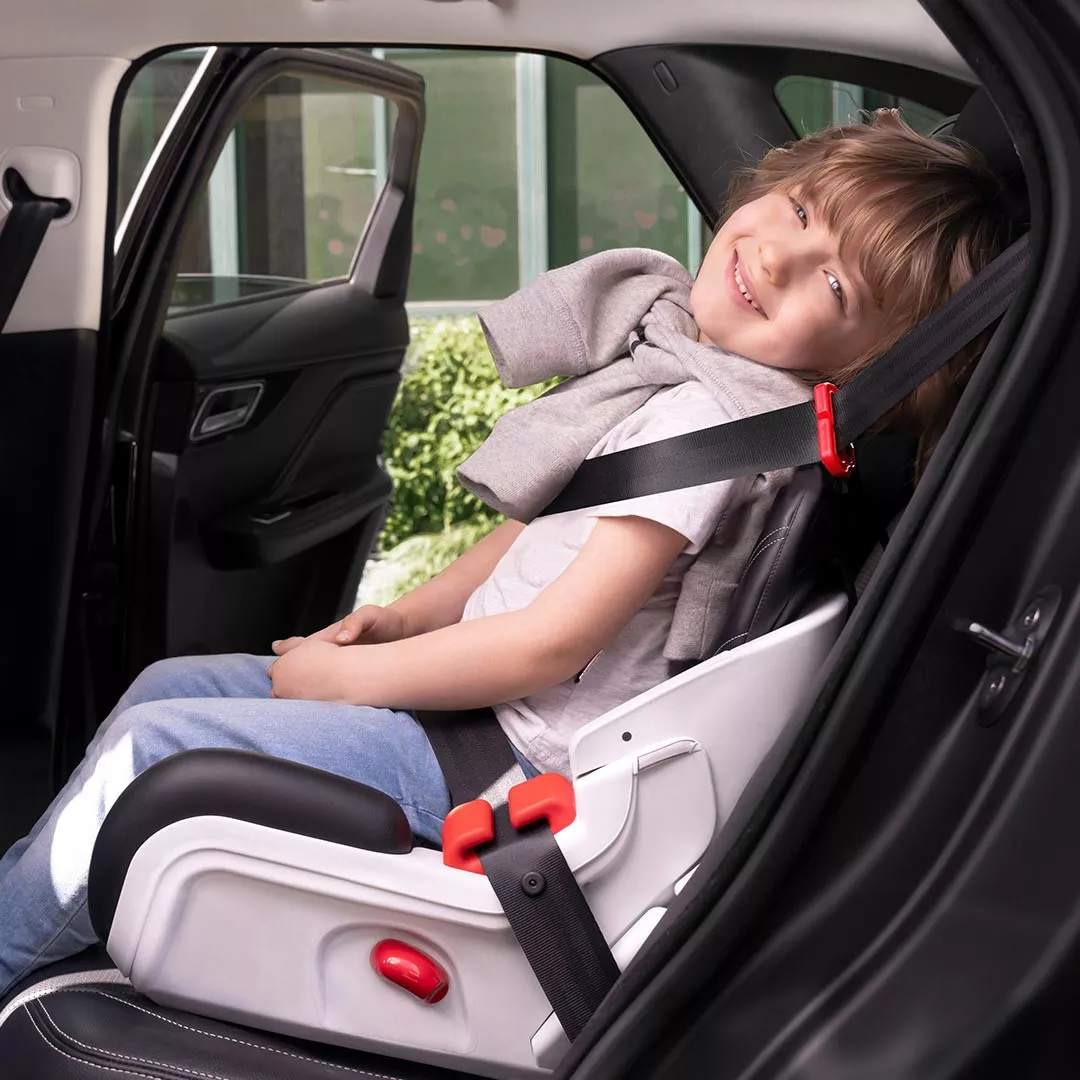 Выбираем детское автокресло Xiaomi: Детское автокресло QBORN Child Safety  Seat ISOFIX и Детское автокресло 70Mai Kids ISOFIX | Mishka-Shop