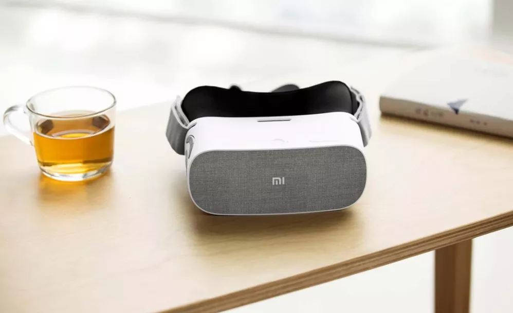 Вышел релиз Xiaomi MI 3D Cinema Headset. Теперь 3D кинотеатр можно носить в кармане