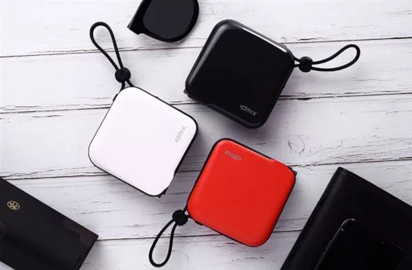 Новый формат портативных пауэрбанков Xiaomi Idmix Super Travel Charger с сертификатом MFi для iPhone/iPad